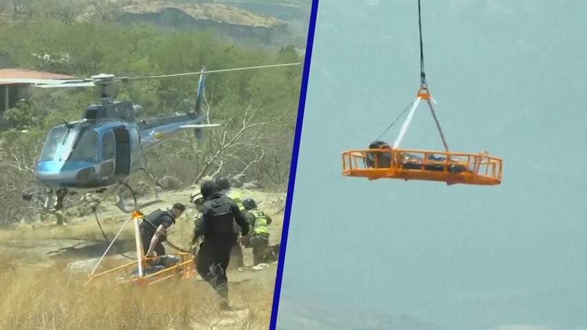 Mexicanen halen zakken met menselijke resten uit ravijn