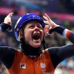 Shorttrackster Xandra Velzeboer snelt met overmacht naar goud op 500 meter