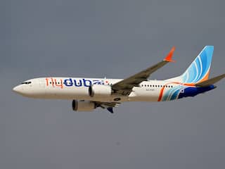 Piloot in burger landde flydubai-vliegtuig na duikvlucht en steekpartij in cockpit