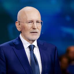 Live verkiezingen | Timmermans gaat aangifte doen van incident in café