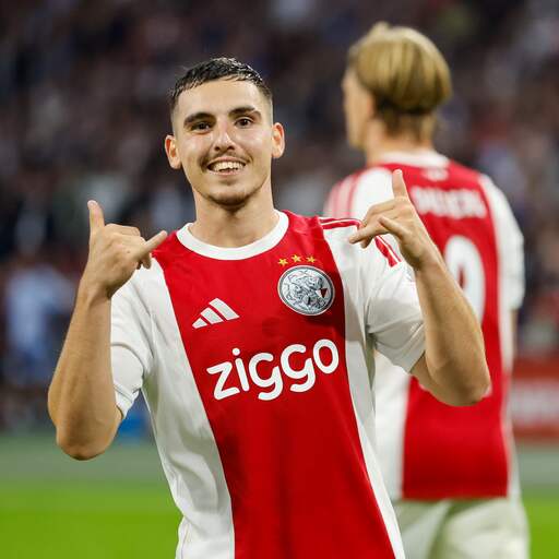 Illustratie bij: Flink gewijzigd Ajax wint ook inhaalwedstrijd tegen Willem II met grote cijfers