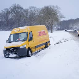 Live sneeuw | Nog in drie provincies code oranje, pakketbezorging kan langer duren