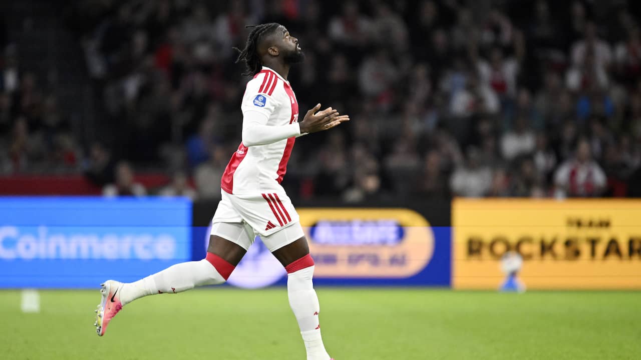 Live Eredivisie | Ajax aast in slotfase op winnende 3-2 tegen Excelsior