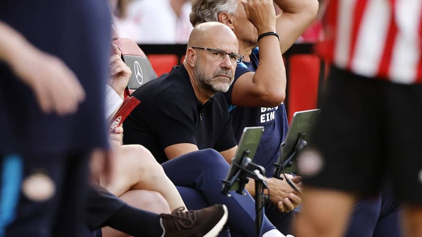 Bosz schrikt van PSV vlak voor seizoensstart: 'Niet eerder zoveel weggegeven'