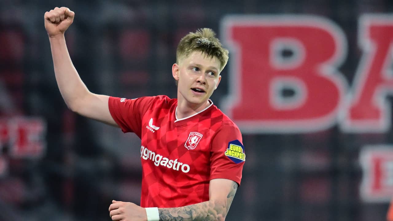 Live voetbal | Twente leidt tegen Volendam, ADO virtueel kampioen in KKD