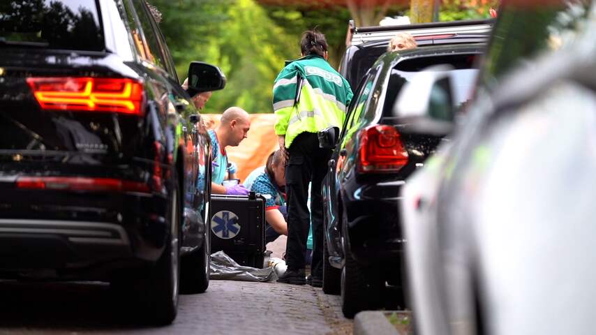 Man doodgestoken in Vlaardingen, verdachte gewond naar het ziekenhuis
