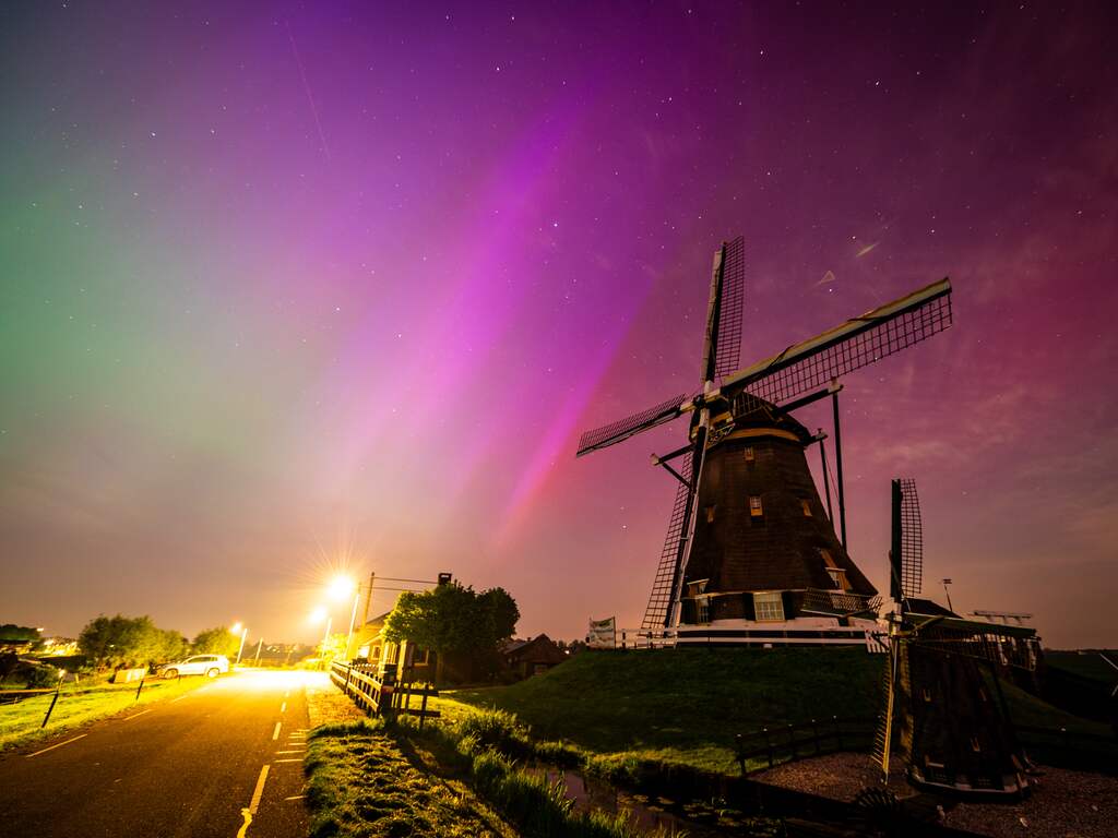 Komende nacht kans op noorderlicht na grote zonuitbarsting richting de aarde