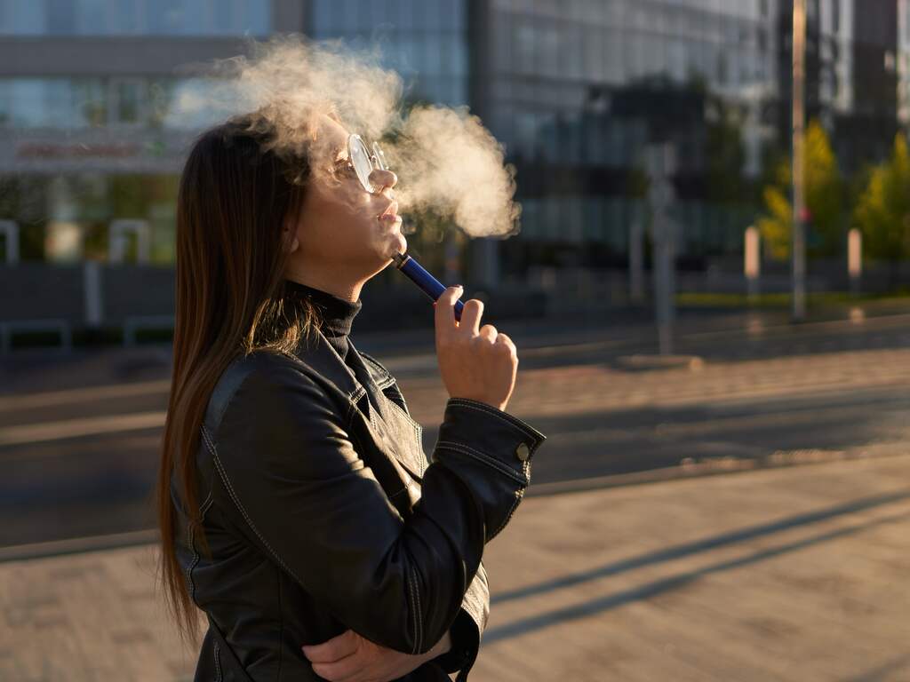 Smaakjesverbod vapes heeft geen effect bij tieners: 'Kopen via Snapchat'