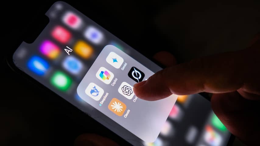 Foto bij OpenAI pauzeert werk met krachtige AI na nieuw incident ondanks nieuwe regels