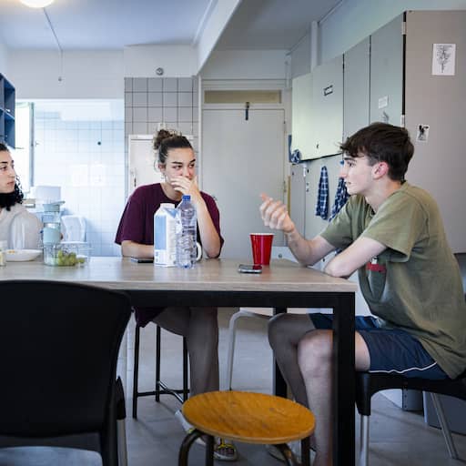 Illustratie bij: Minder studenten lenen geld, maar leenbedragen worden steeds hoger