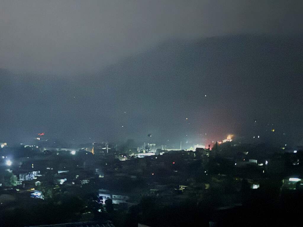 India voert raketaanvallen uit op doelen in Pakistan