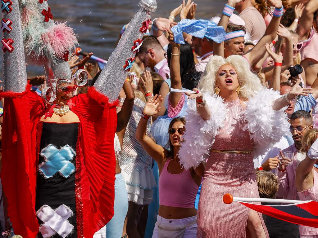 'Gezellig' verlopen Pride Amsterdam afgesloten met eindfeest op de Dam