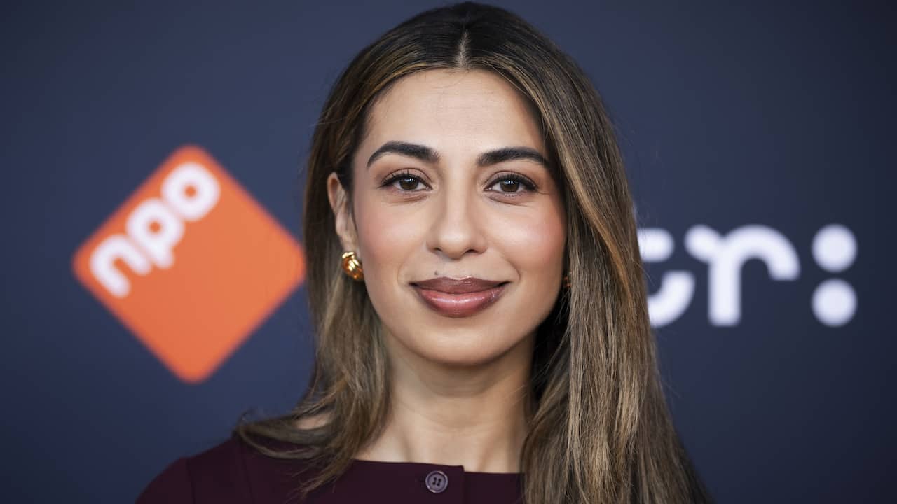 Hila Noorzai keert terug met talkshow op NPO 1 | Media | NU.nl