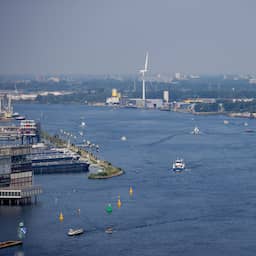 Douane vindt 800 kilo cocaïne tussen cassavemeel in Amsterdamse haven
