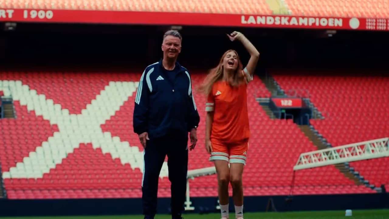 roxy-dekker-staat-volgend-jaar-in-arena-hoofdrol-louis-van-gaal-in