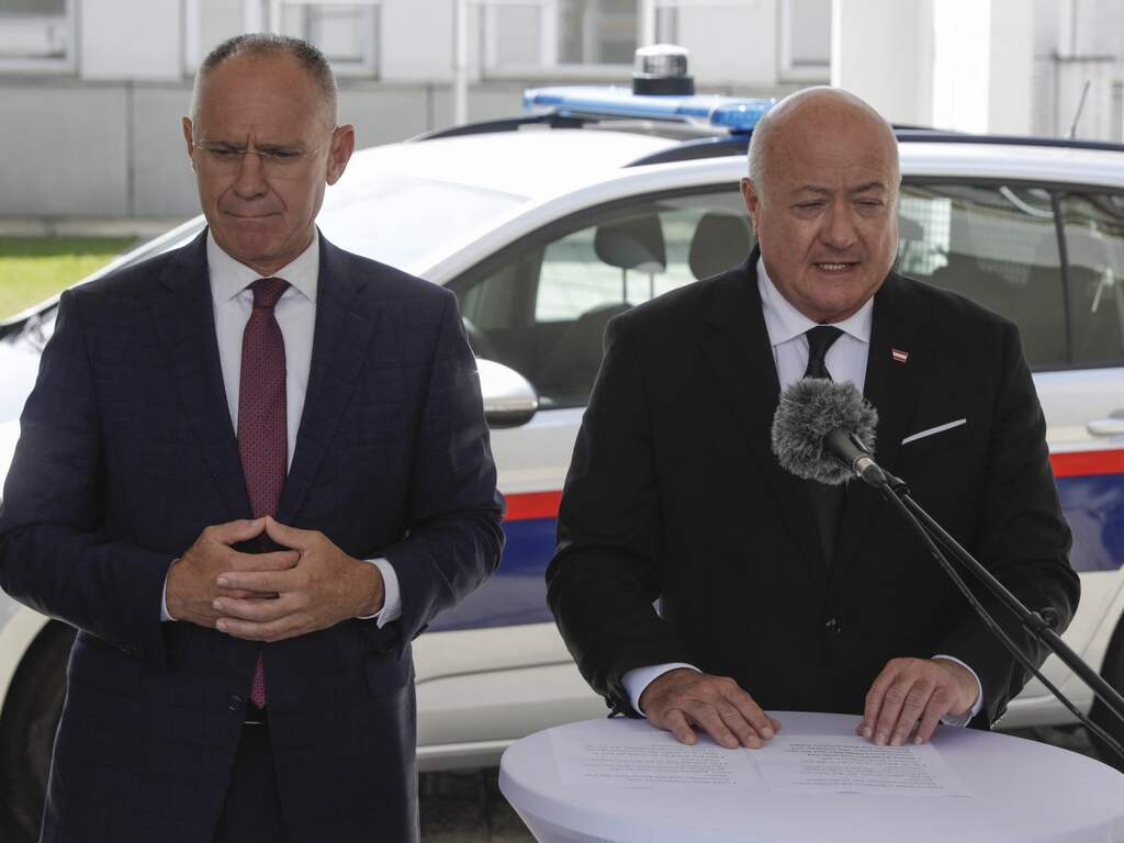 Man die tien personen doodschoot op Oostenrijkse school bezat wapens legaal