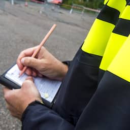 Boetes flink hoger bij te laat betalen: 'Oneerlijk voor wie niet kán betalen'