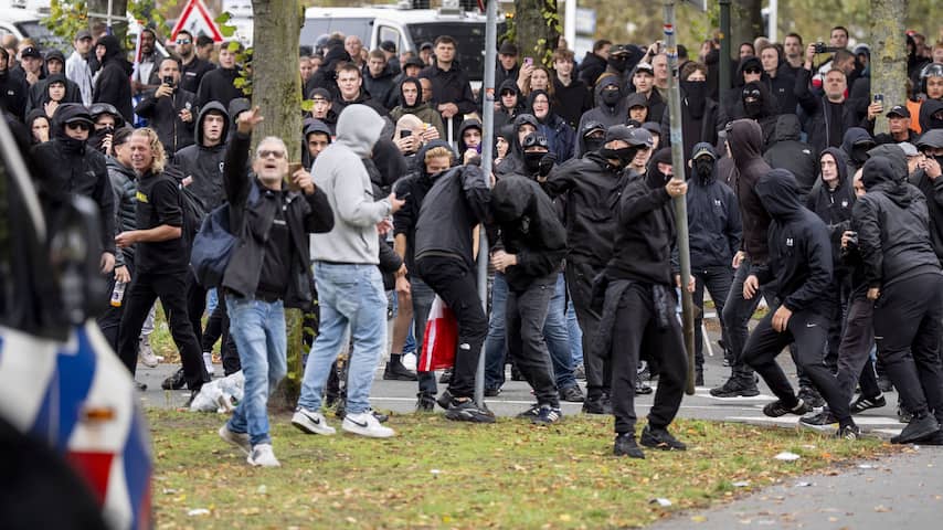 Foto bij Werknemer die zich misdraagt bij demonstratie zelden ontslagen: 'Lat ligt hoog'