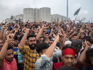 Hoe Bengaalse studenten hun premier naar het buitenland lieten vluchten
