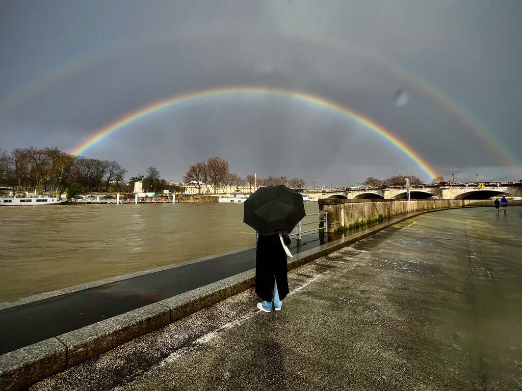 Weerbericht | Druilerige dag eindigt met enkele zonnestralen (en meer regen)