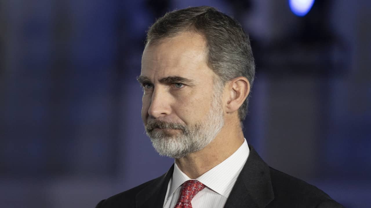 Spaanse koning weigert toekomstige erfenis van vader aan te nemen