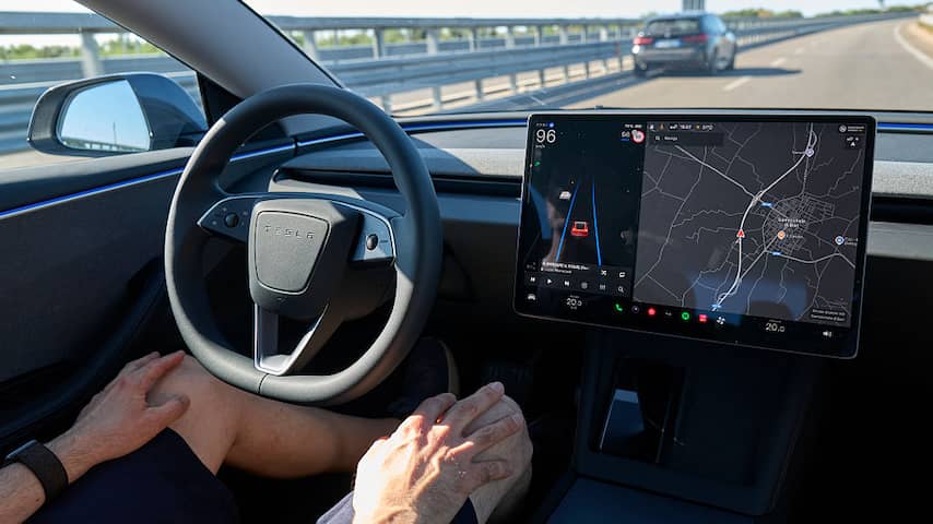 Frankrijk verzet zich tegen zelfrijdende Tesla's op de weg