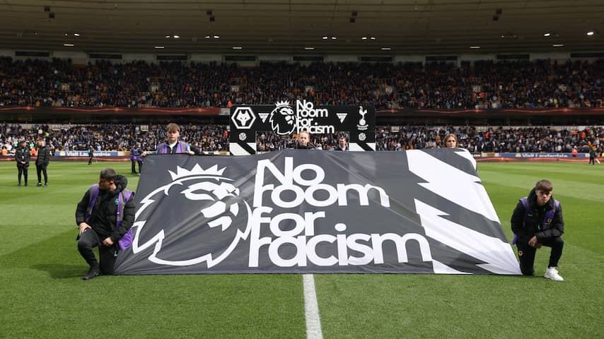 FA gaat strenger straffen bij discriminatie: voortaan minstens tien duels schorsing