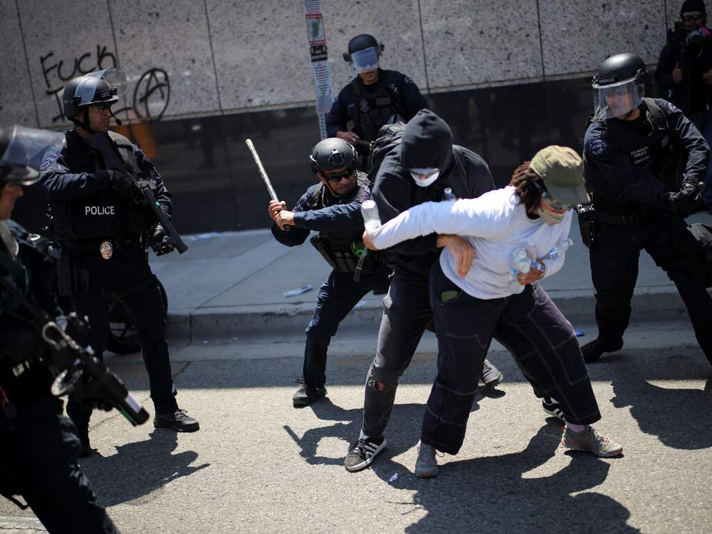 Forse kritiek op Trump van Democratische gouverneurs om inzet leger bij protest