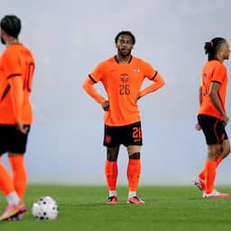 Oranje verliest uitzwaaiwedstrijd van Algerije door goal Feyenoorder Hadj Moussa