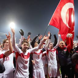 Turkije voor het eerst sinds 2002 naar WK, ook Tsjechië weer van de partij
