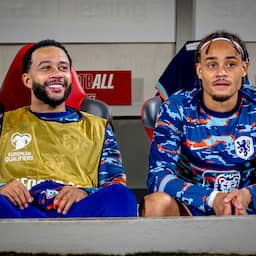 Memphis scoort en grapt bij Oranje: 'Paspoort zat in geen enkele Gucci-tas'