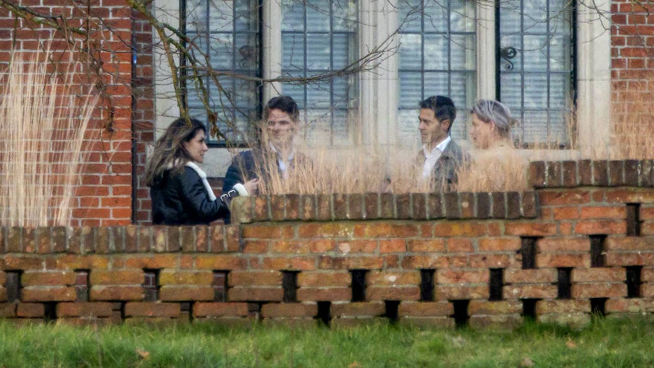 24 uur Hilversum doet hoofdrolspelers formatie goed: 'Weg van Haagse dynamiek'