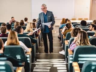 Groei aantal internationale studenten afremmen is lastige klus voor de minister