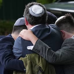 Politie ziet dodelijke aanslag op Britse synagoge als terrorisme, twee arrestaties