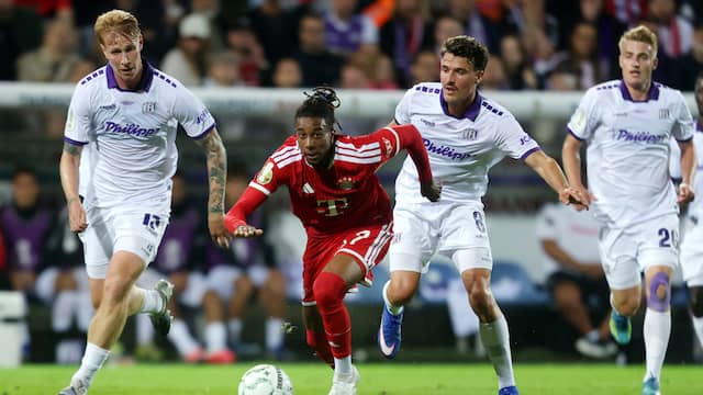 Olise scoort met prachtige stift voor Bayern München in bekerduel