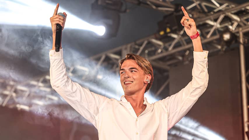 Antoon wil kwaliteit leveren en drinkt daarom niet meer bij shows ...