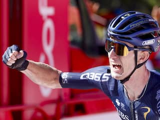 Dunbar passeert koploper in slotkilometer en wint Vuelta-etappe