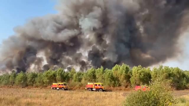 Franse brandweer gaat nog altijd bosbranden bij Bordeaux te lijf