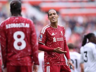 Liverpool lijdt al derde puntenverlies in competitie, Flemming en Kluivert scoren