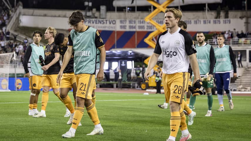 Nederlaag in Split komt hard aan bij Ajax: 'Maar niet in paniekstand schieten'