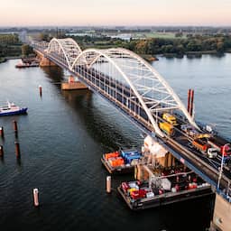 Merwedebrug na werkzaamheden vervroegd open, verbod vrachtwagens blijft gelden