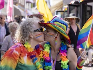 Emancipatiebeleid lhbtiq+'ers loopt achter: 'Regering moet sprint trekken'