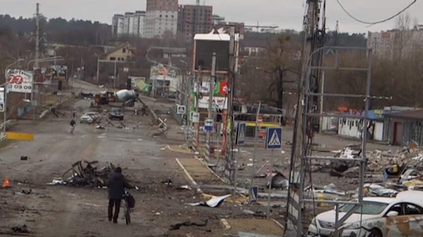 Dode burgers en verwoesting in Bucha na Russische terugtrekking
