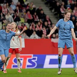 Live WK-kwalificatie | Oranje buigt dankzij Buurman en Roord achterstand om