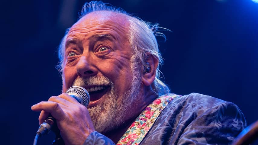 Urbanus komt met rockband naar Mezz | Breda | NU.nl