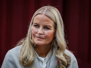 Noorse kroonprinses Mette-Marit verlaat ziekenhuis na longtransplantatie