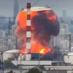 Video | Nieuwe beelden tonen dat Russische raket olietank raakt
