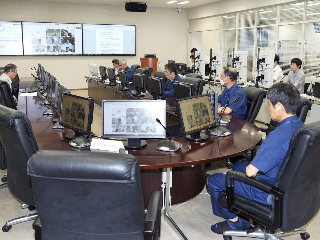 Japan trekt waarschuwing voor 'mega-aardbeving' in, maar gevaar niet geweken