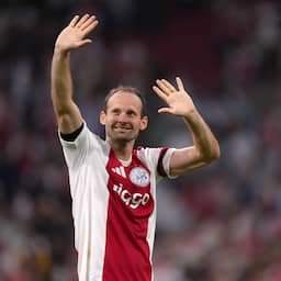 Ajax zonder Blind en Itakura naar Zwitserland, Torrents debuteert in selectie