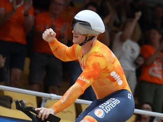 Hoogland pakt vijfde wereldtitel op kilometertijdrit bij afwezigheid Lavreysen